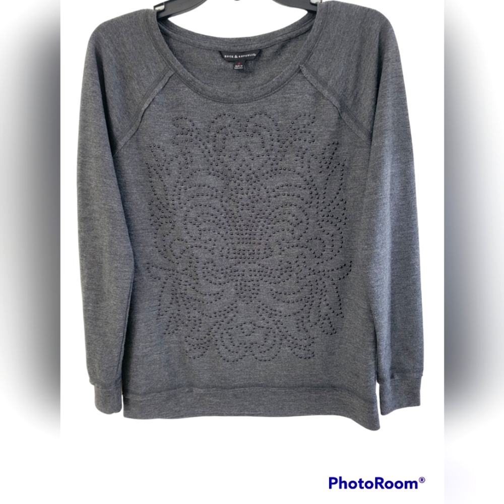 Rock & Republic gray size small decorative shirt.